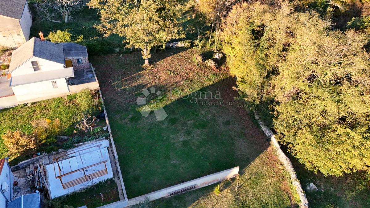 Terreno edificabile Rakalj, Marčana, 720,86m2