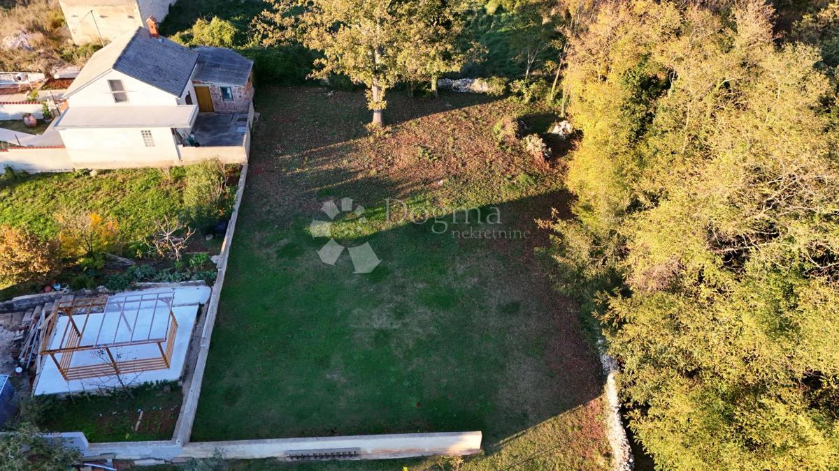 Terreno edificabile Rakalj, Marčana, 720,86m2