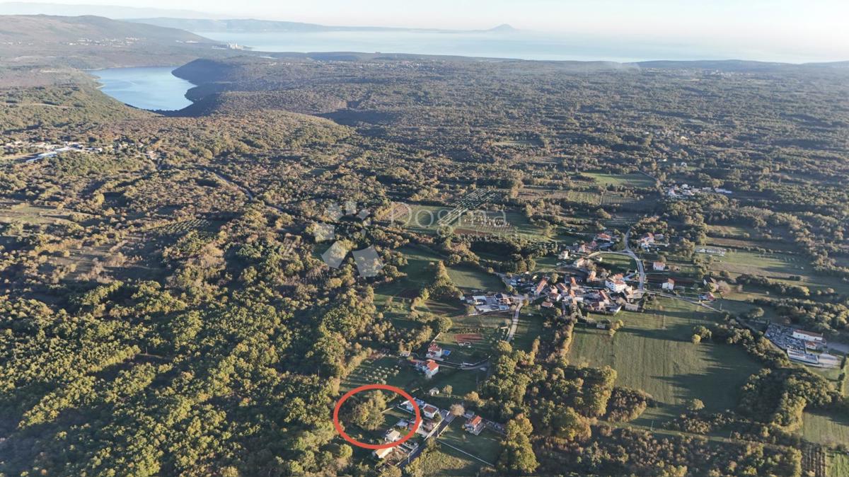 Terreno edificabile Rakalj, Marčana, 720,86m2