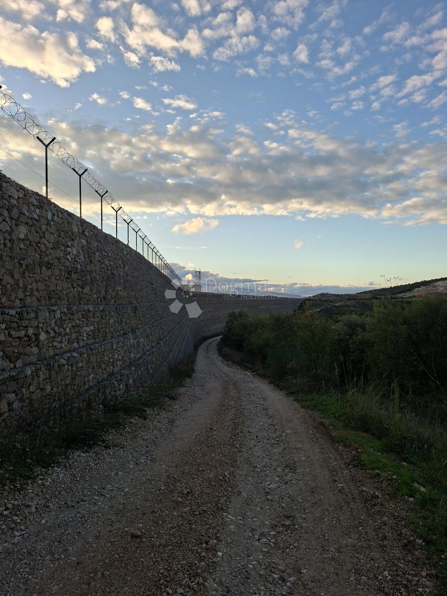 Terreno agricolo Močići, Konavle, 4.460m2