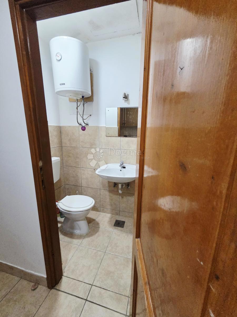 Allogio Gornji grad / Centar, Osijek, 37m2