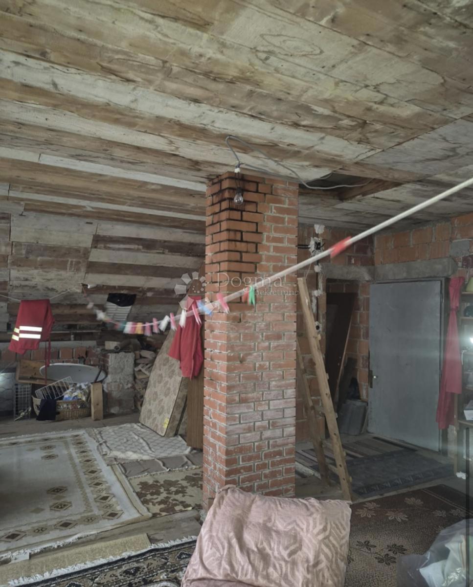 Casa Lučice, Delnice, 229,50m2