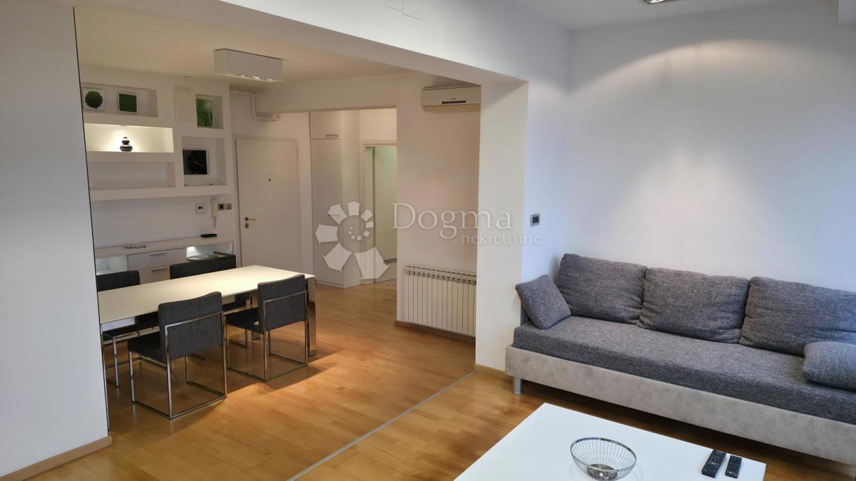 Allogio Cvjetno naselje, Trnje, 72,30m2