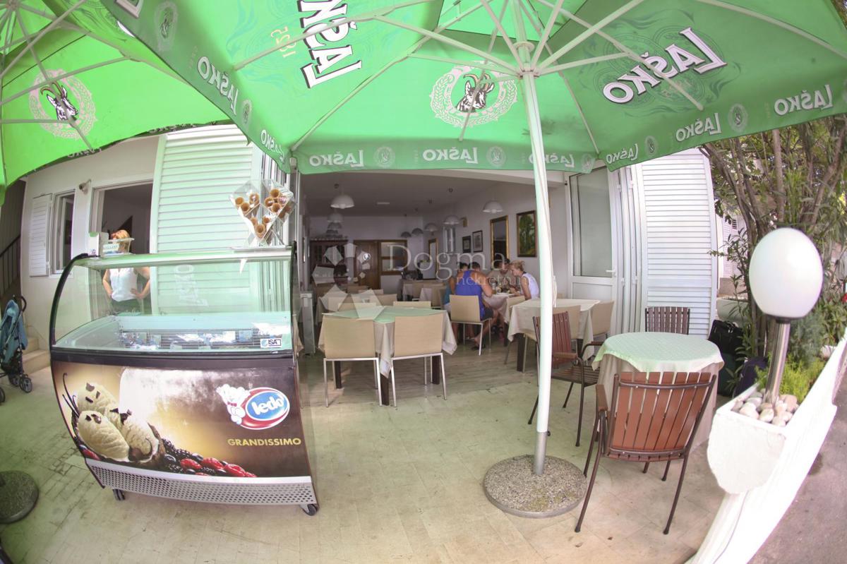 Locale commerciale Živogošće, Podgora, 108,51m2