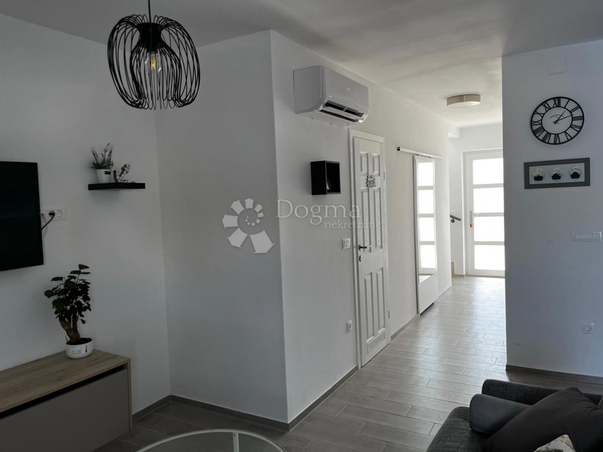 Allogio Ugljan, Preko, 115,40m2