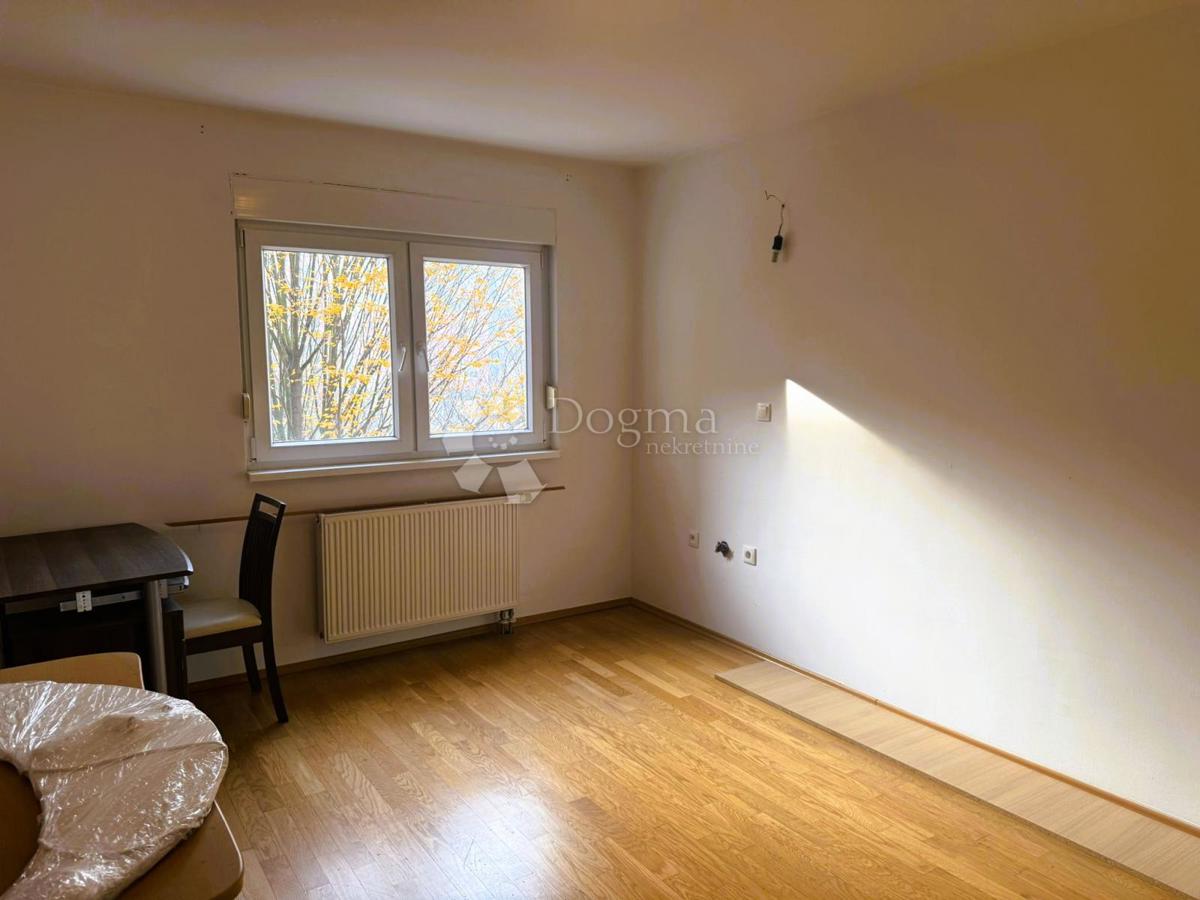 Allogio Centar, Varaždin, 77m2