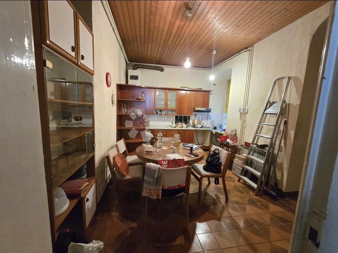 Allogio Centar, Rijeka, 81,20m2