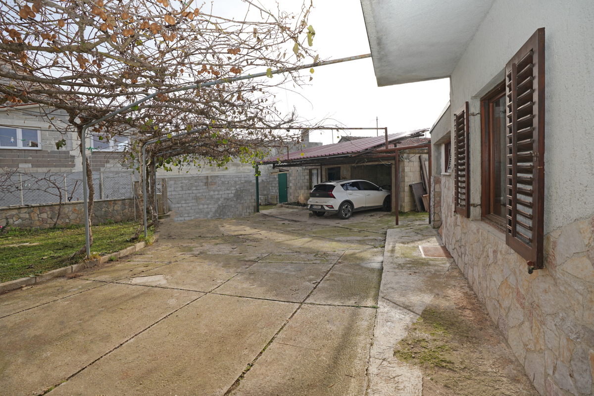 Casa Režanci, Svetvinčenat, 230m2