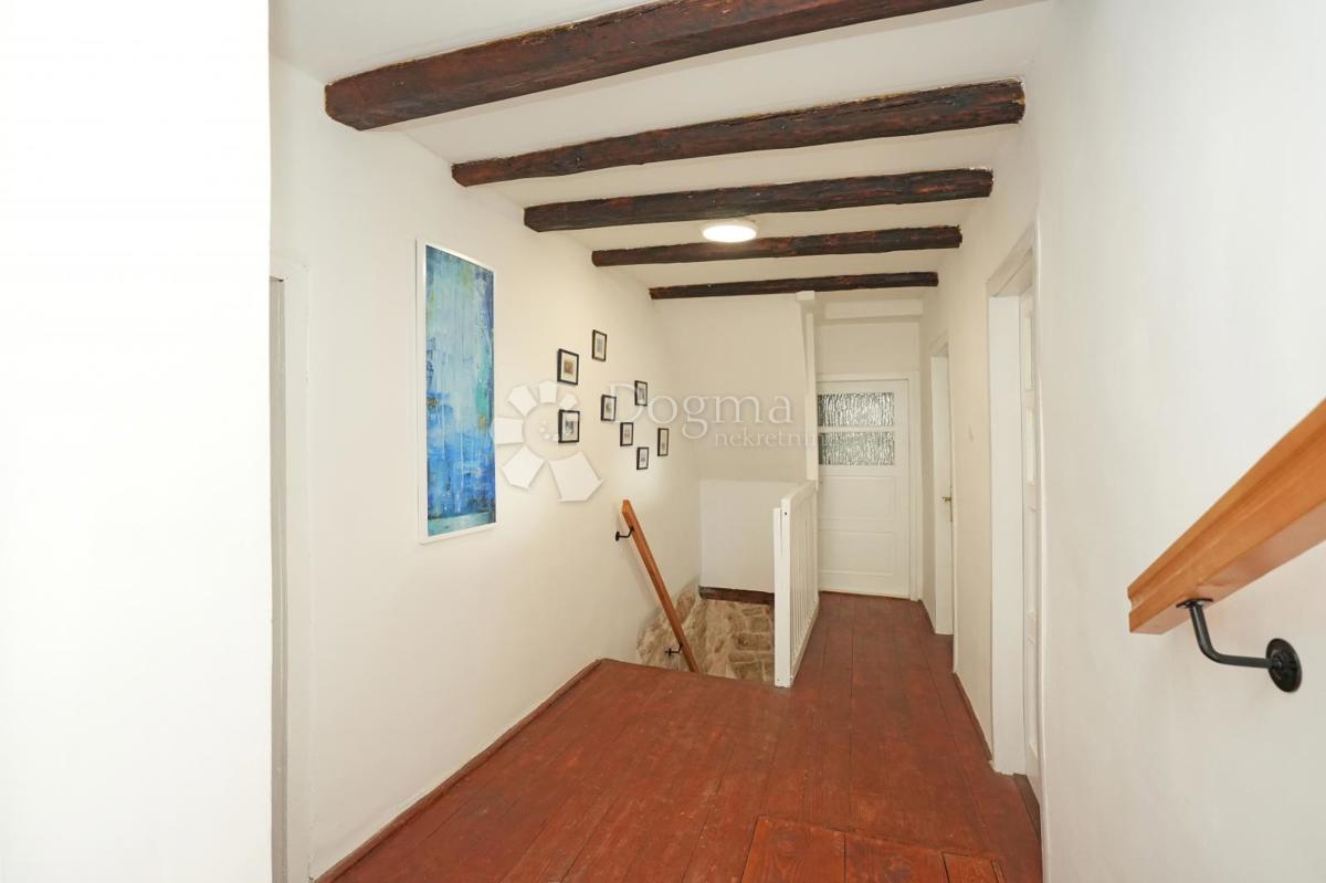 Casa Režanci, Svetvinčenat, 230m2