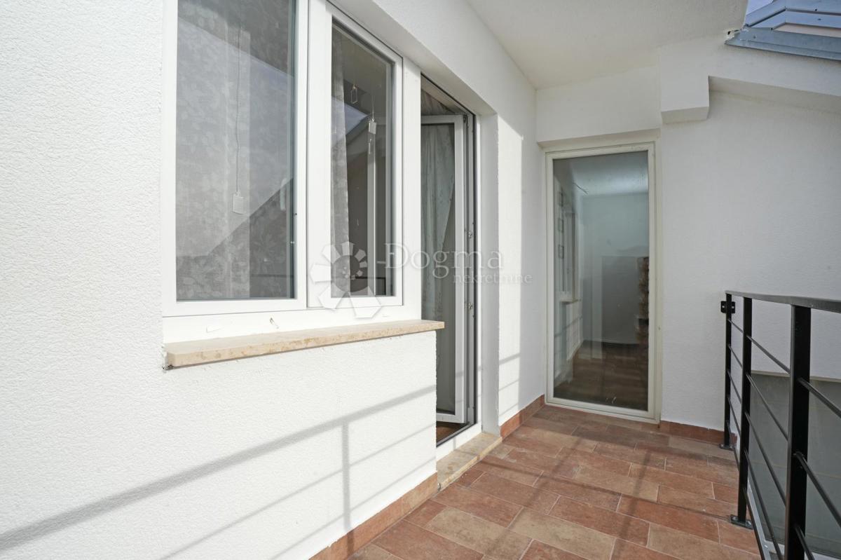 Casa Režanci, Svetvinčenat, 230m2