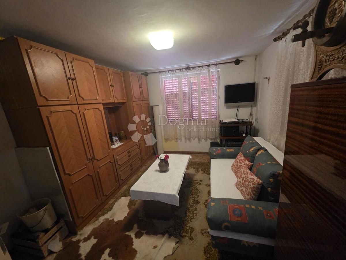 Casa Varaždin Breg, Gornji Kneginec, 74m2