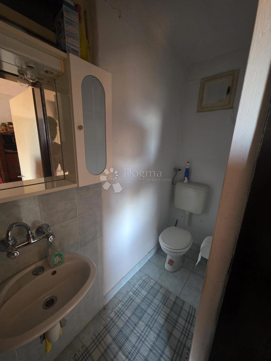 Casa Varaždin Breg, Gornji Kneginec, 74m2