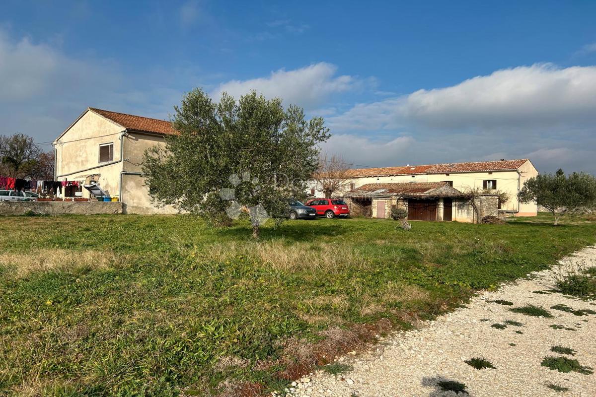 Terreno edificabile Vodnjan, 939m2