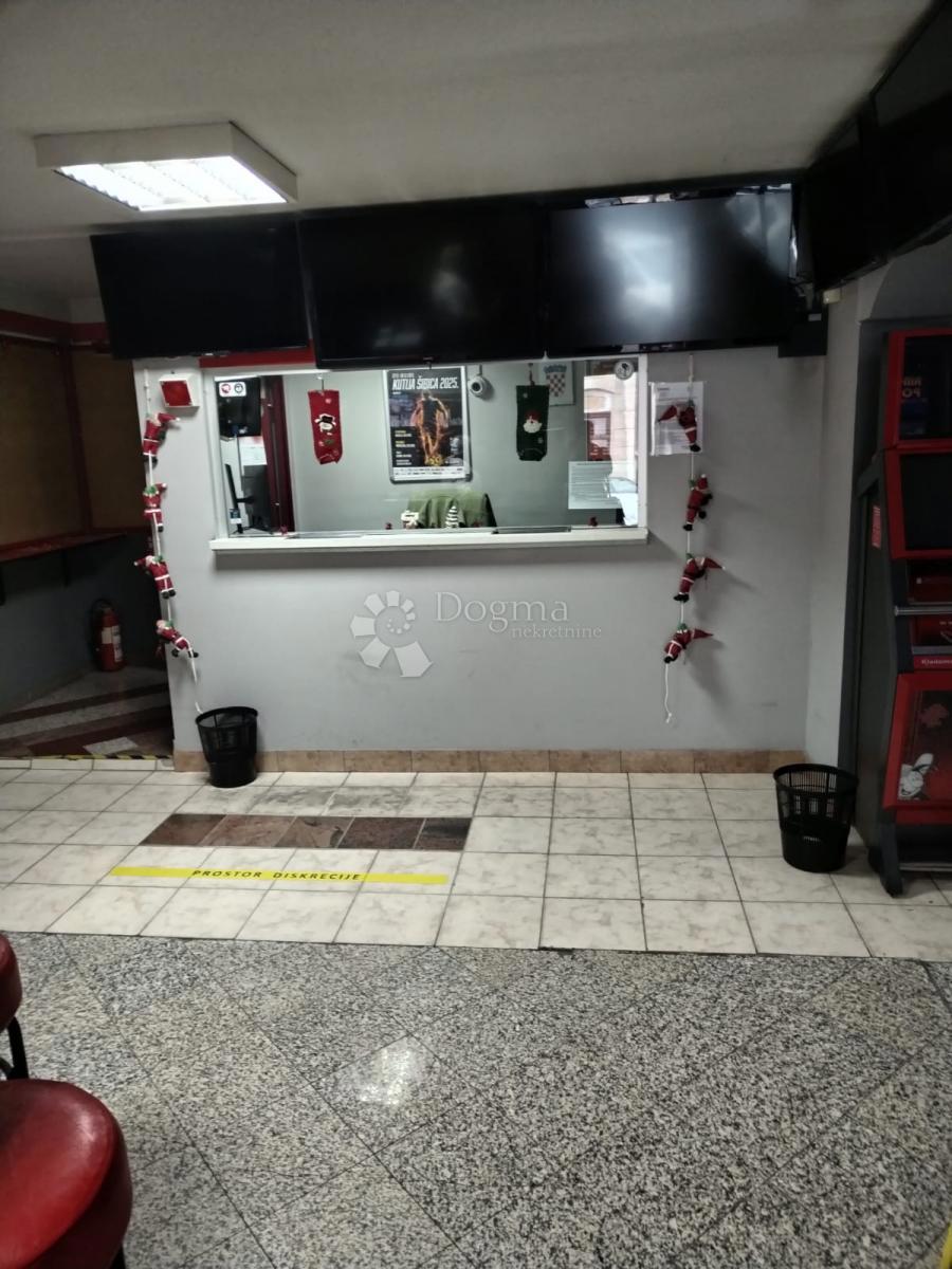 Locale commerciale Banija, Karlovac, 60m2