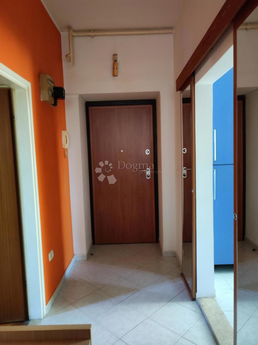 Allogio Monte Zaro, Pula, 82m2