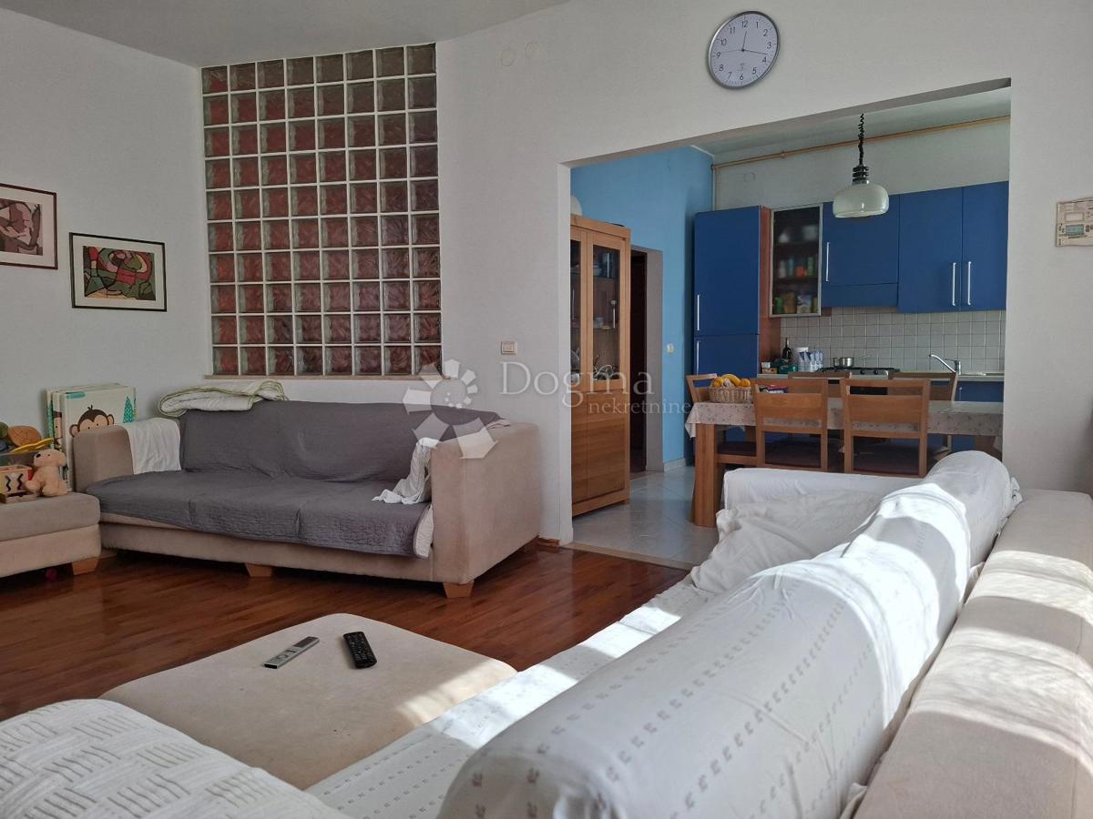 Allogio Monte Zaro, Pula, 82m2