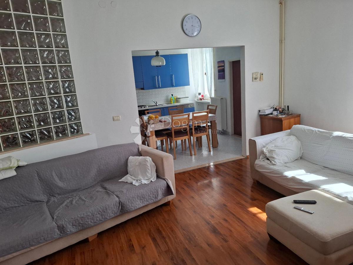 Allogio Monte Zaro, Pula, 82m2