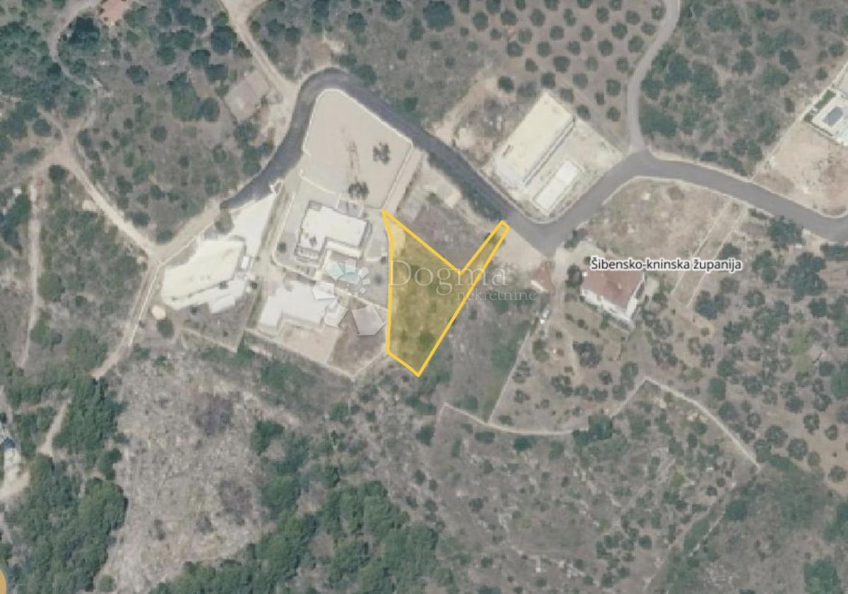 Terreno edificabile Vodice, 1.272m2