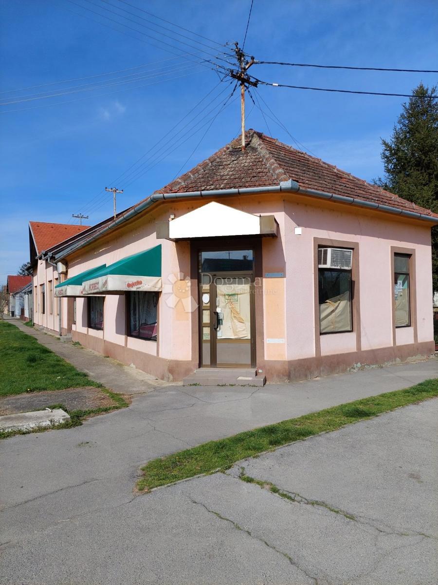 Locale commerciale Darda, 286m2