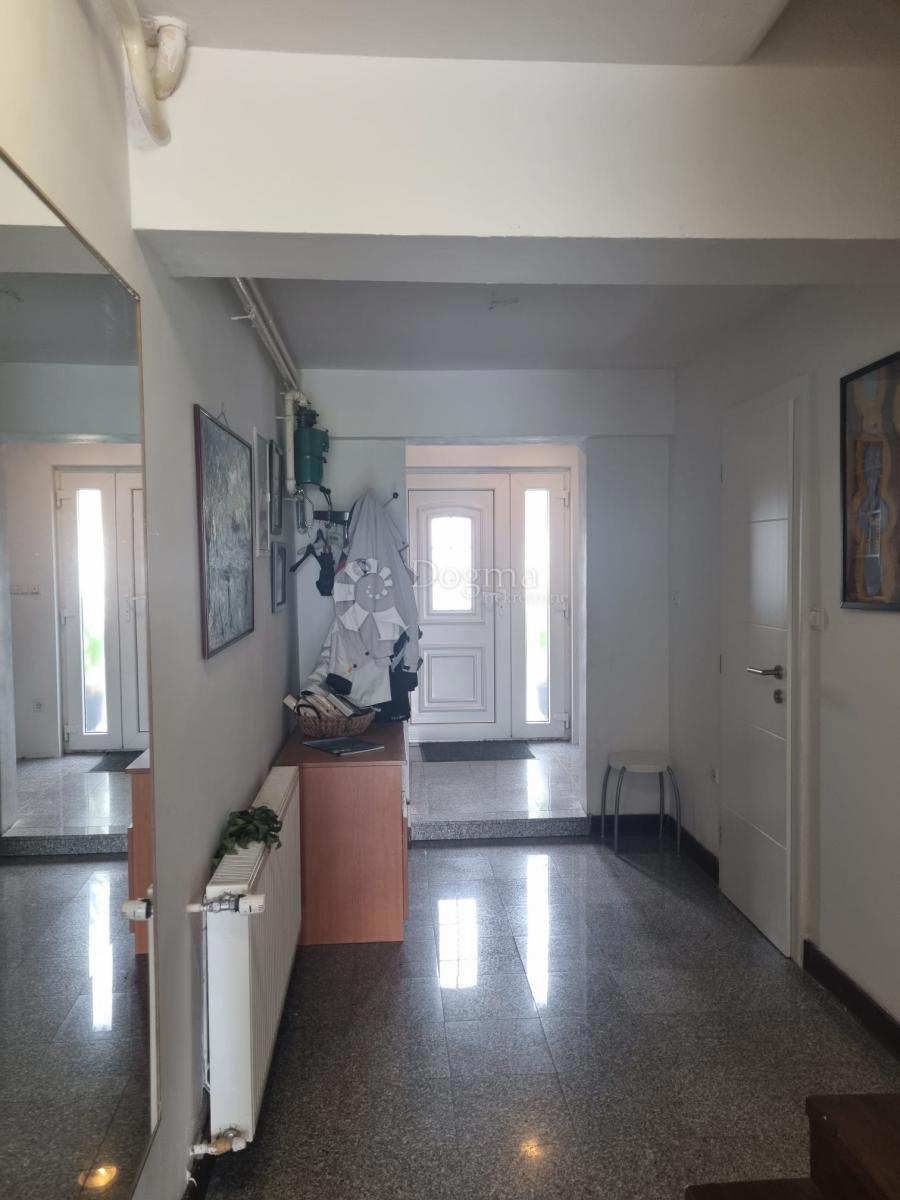 Casa Trnovčica, Gornja Dubrava, 317m2