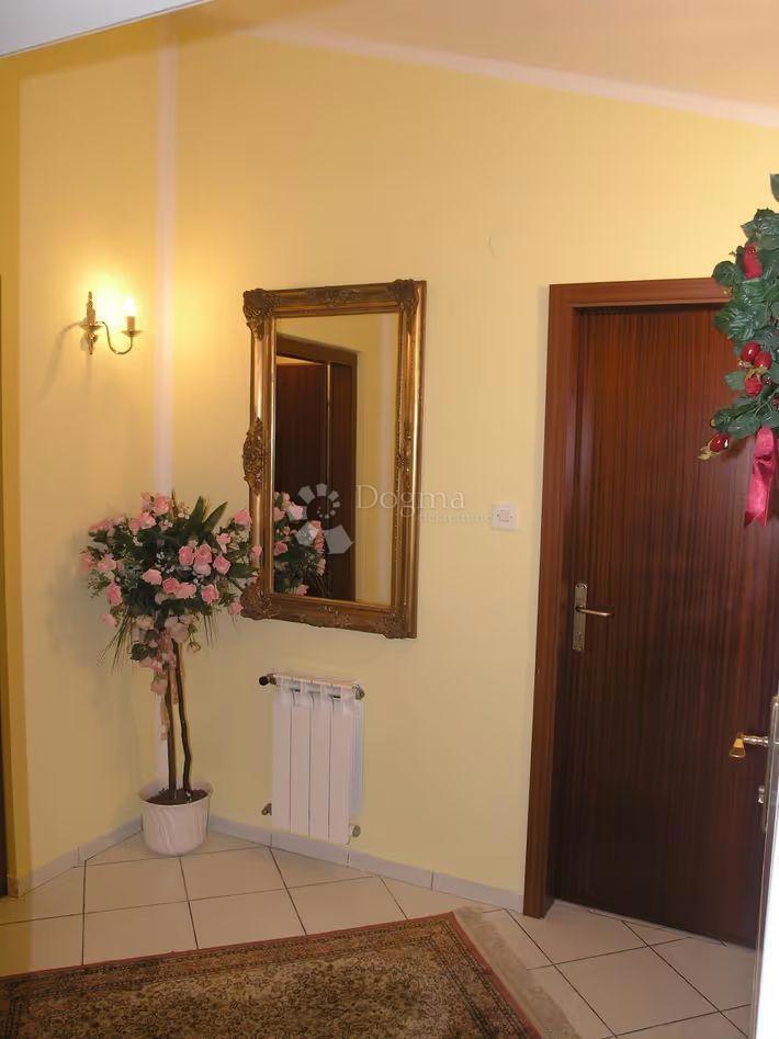 Appartamento Punat, 74,89m2