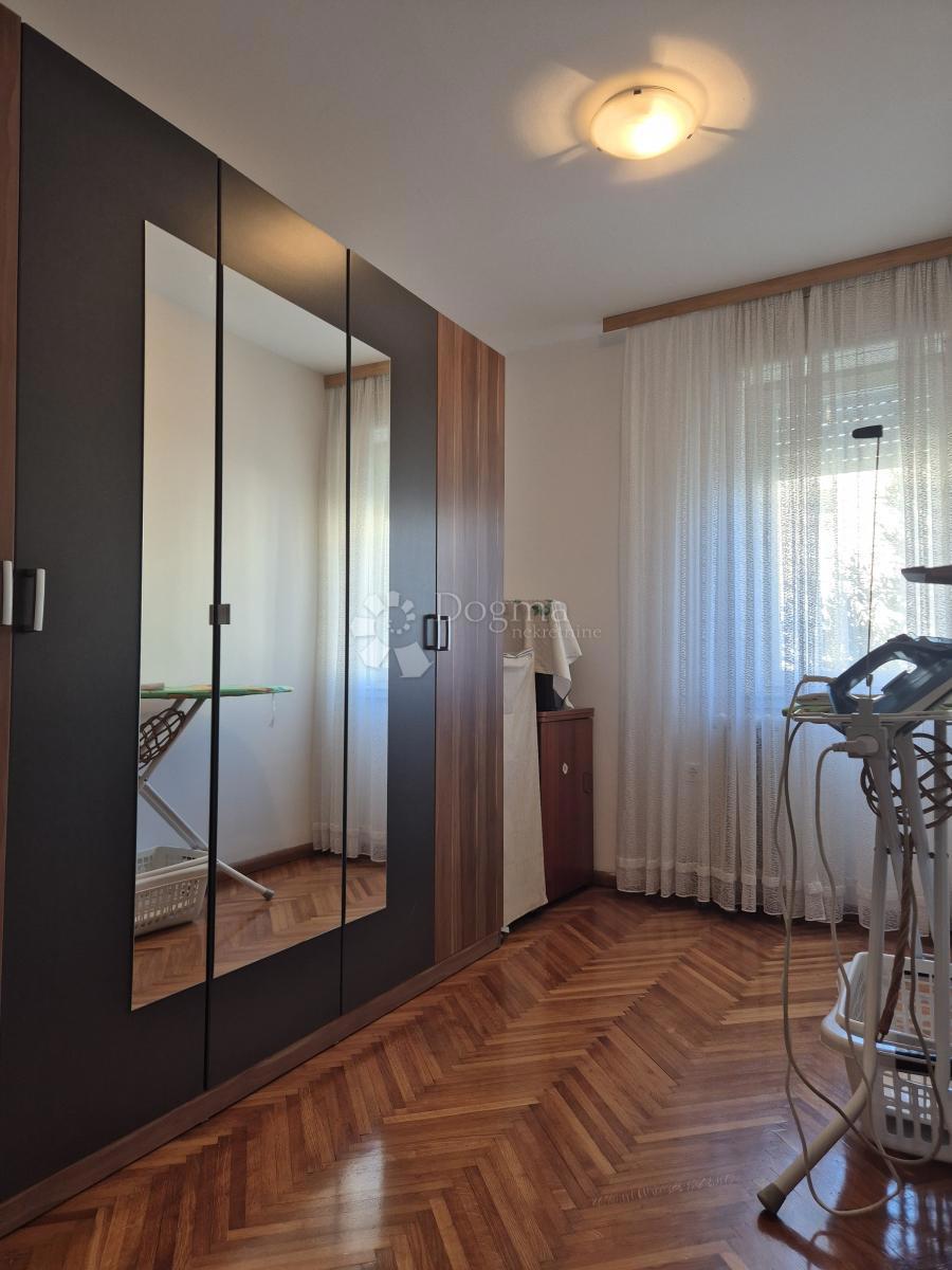 AMPIO APPARTAMENTO CURATO CON TERRAZZA E GIARDINO – VISOKA