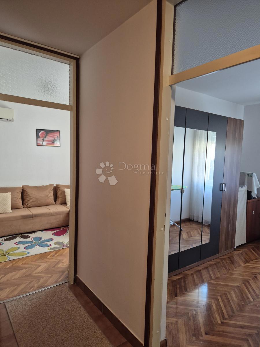 AMPIO APPARTAMENTO CURATO CON TERRAZZA E GIARDINO – VISOKA