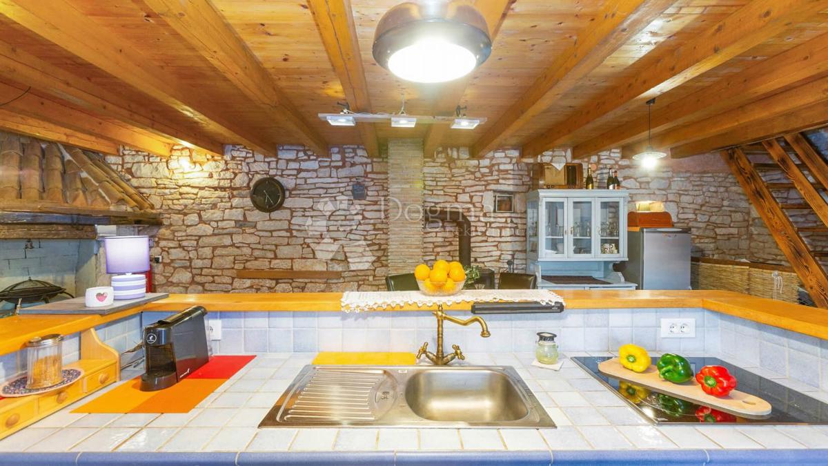 Casa Režanci, Svetvinčenat, 165m2