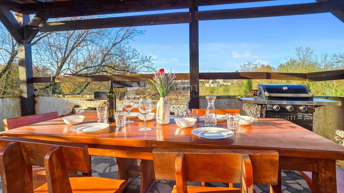 Casa Režanci, Svetvinčenat, 165m2