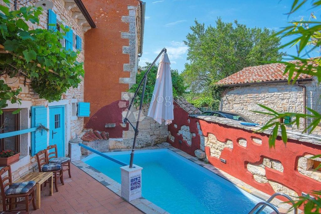 Casa Režanci, Svetvinčenat, 165m2