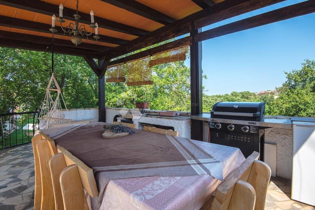 Casa Režanci, Svetvinčenat, 165m2