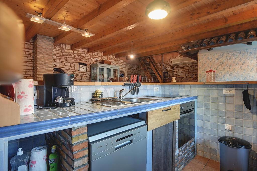 Casa Režanci, Svetvinčenat, 165m2