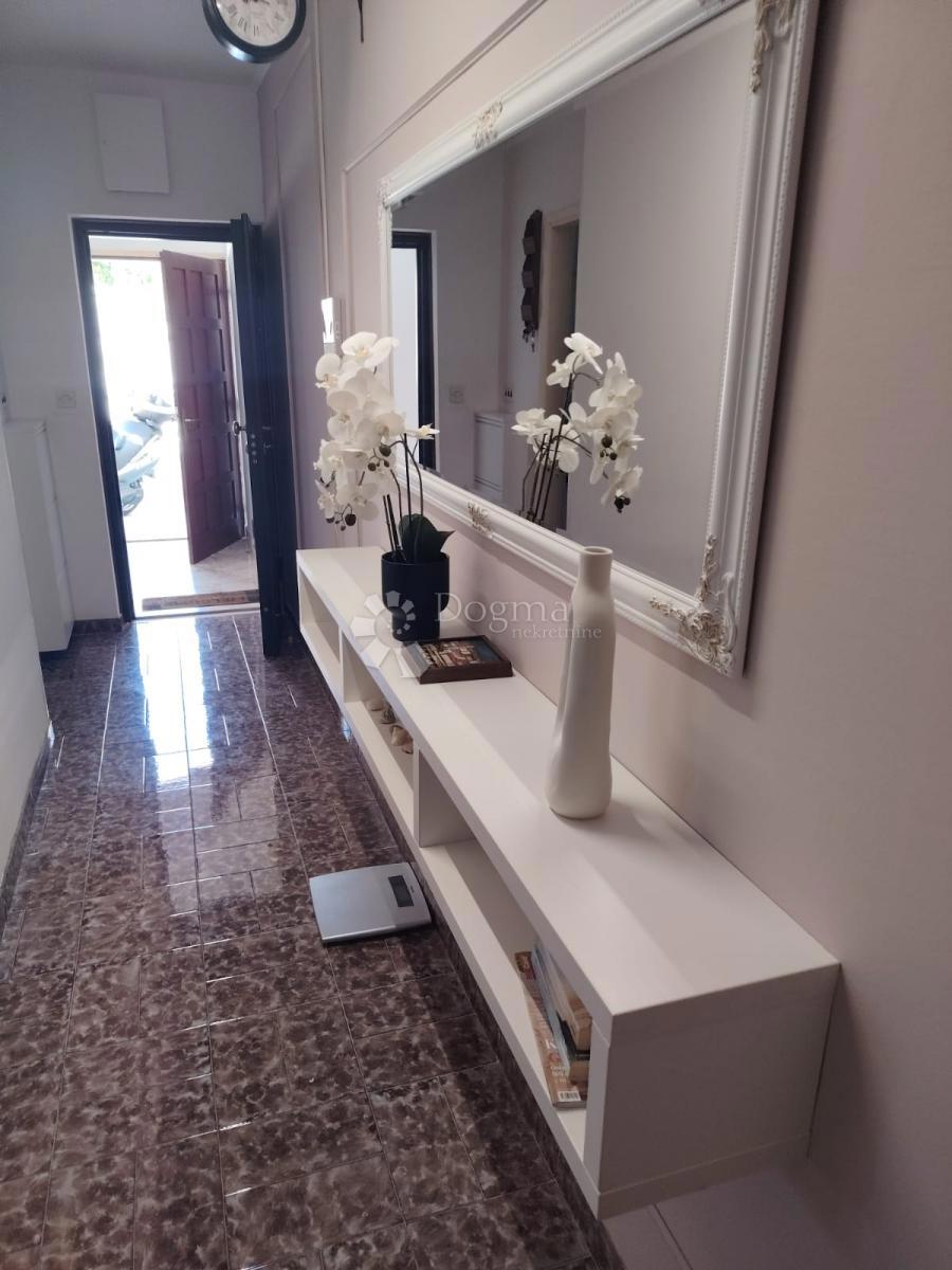 Allogio Podstrana, 54,63m2