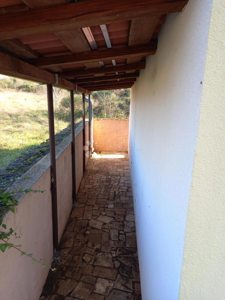 Tenuta istriana di 5000 m² con diversi edifici e un parco