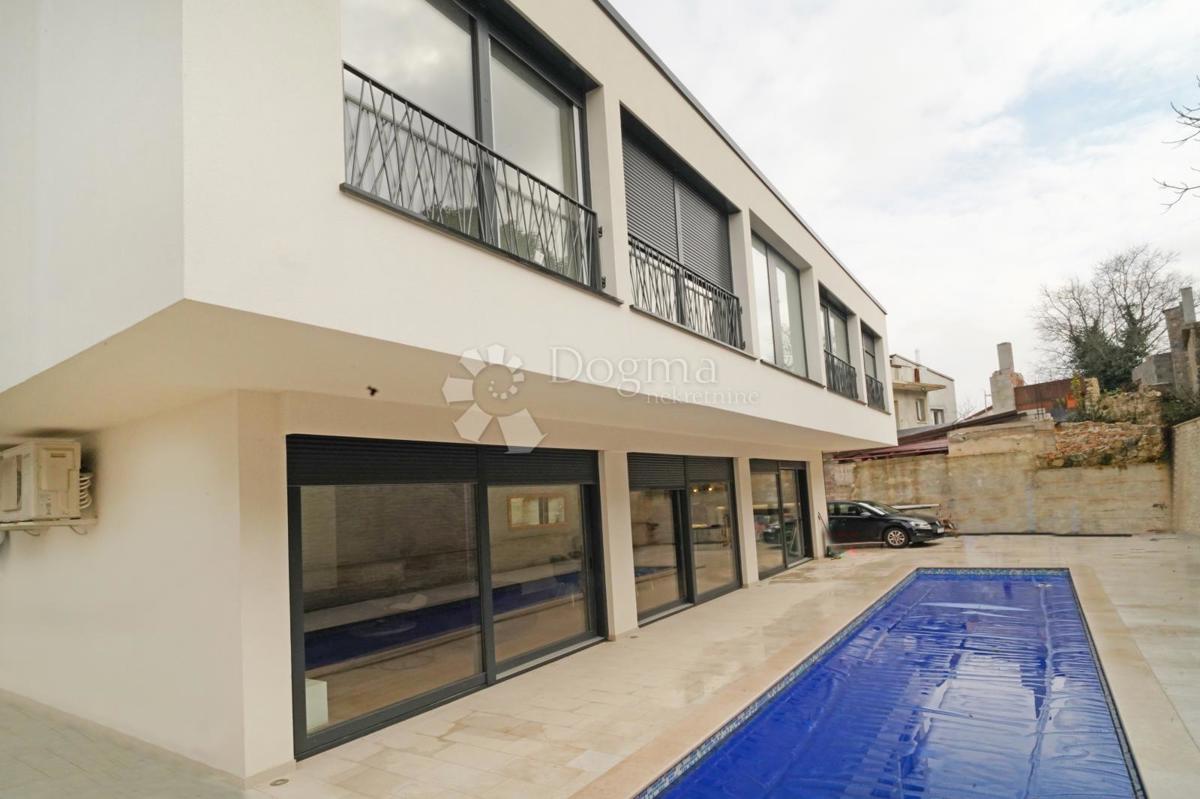 Casa Rovinjsko Selo, Rovinj, 200m2