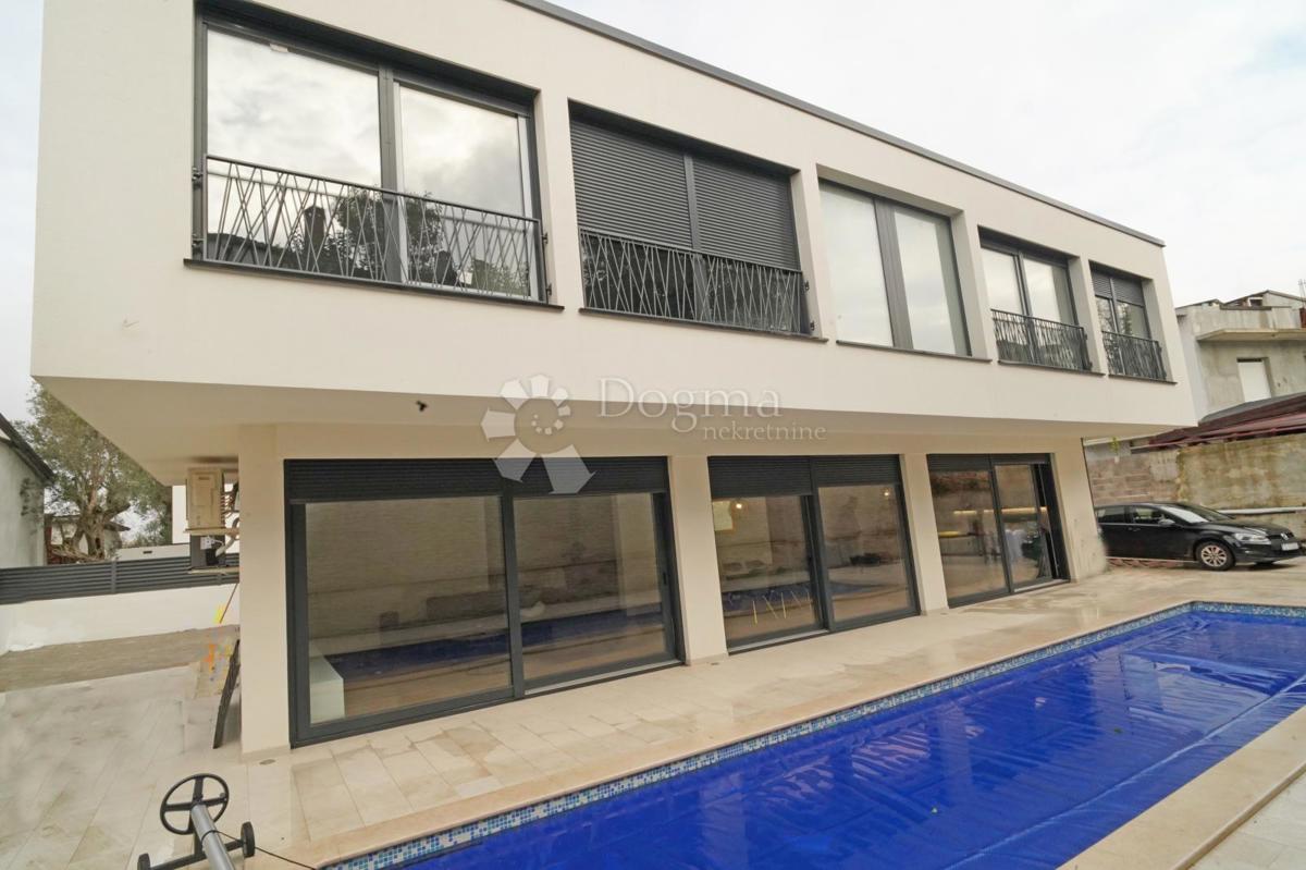 Casa Rovinjsko Selo, Rovinj, 200m2