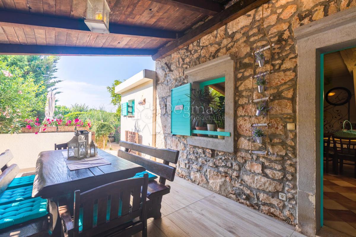 Casa Rasopasno, Dobrinj, 168m2