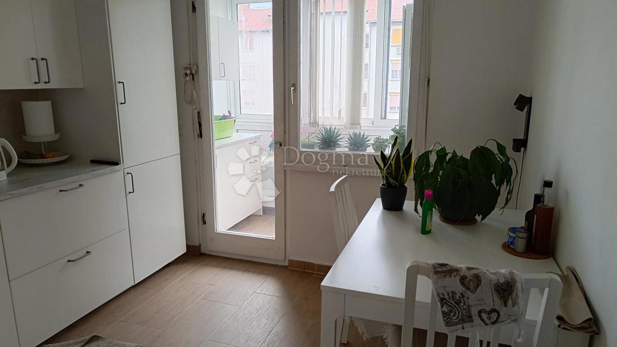 Allogio Srdoči, Rijeka, 70,34m2