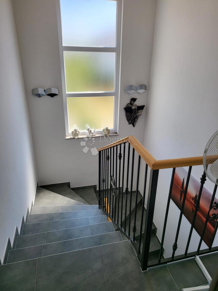 Casa Donja Jagodnja, Polača, 280m2