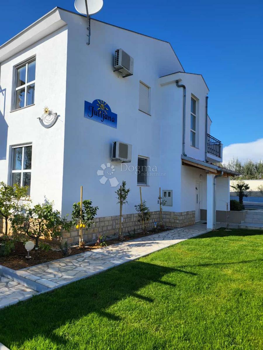 Casa Donja Jagodnja, Polača, 280m2