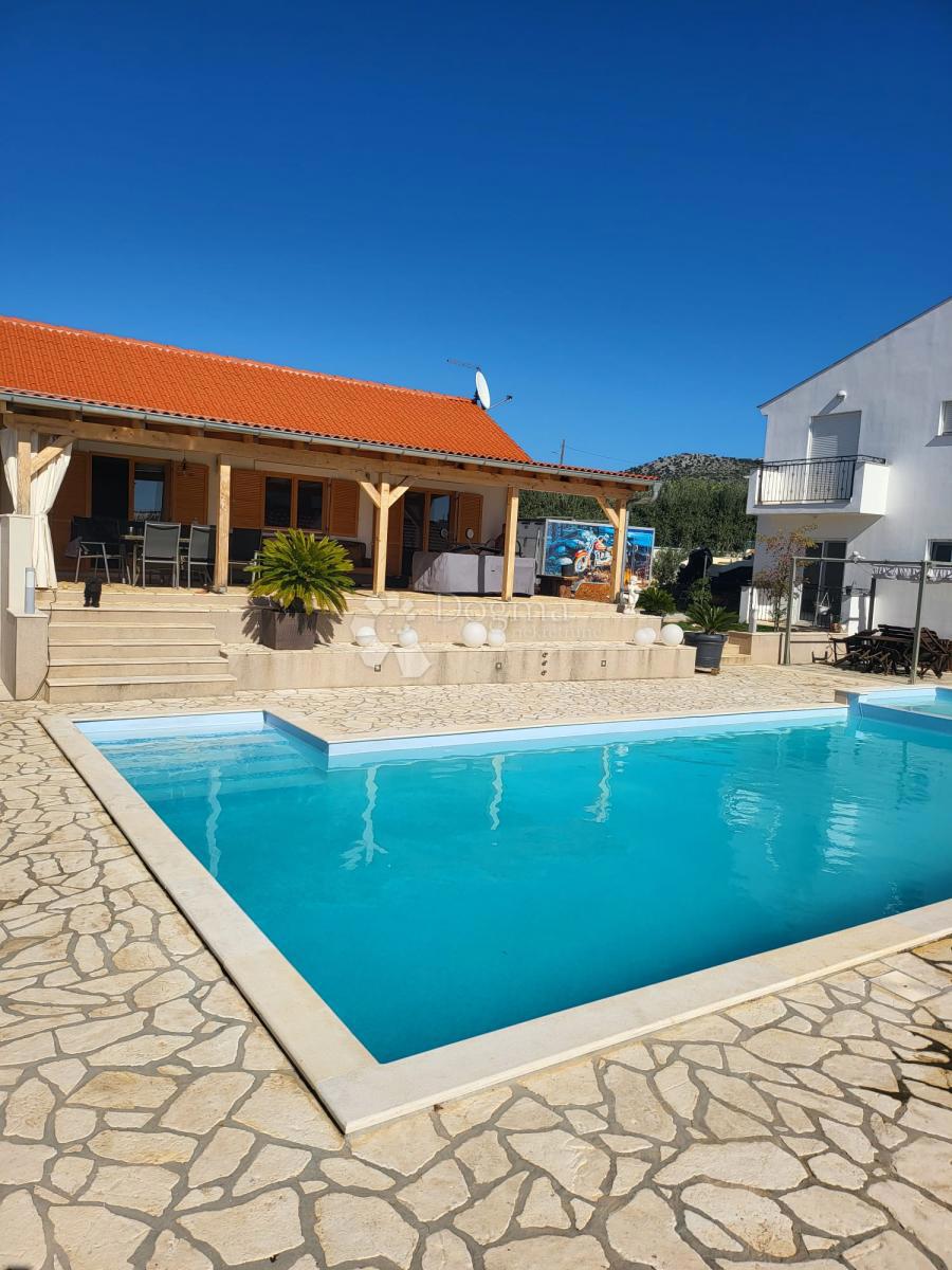 Casa Donja Jagodnja, Polača, 280m2