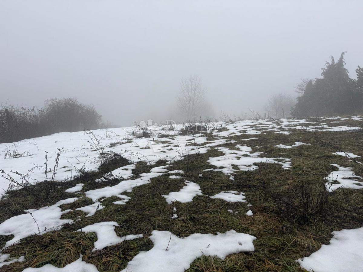 Terreno edificabile Varaždin Breg, Gornji Kneginec, 5.215m2