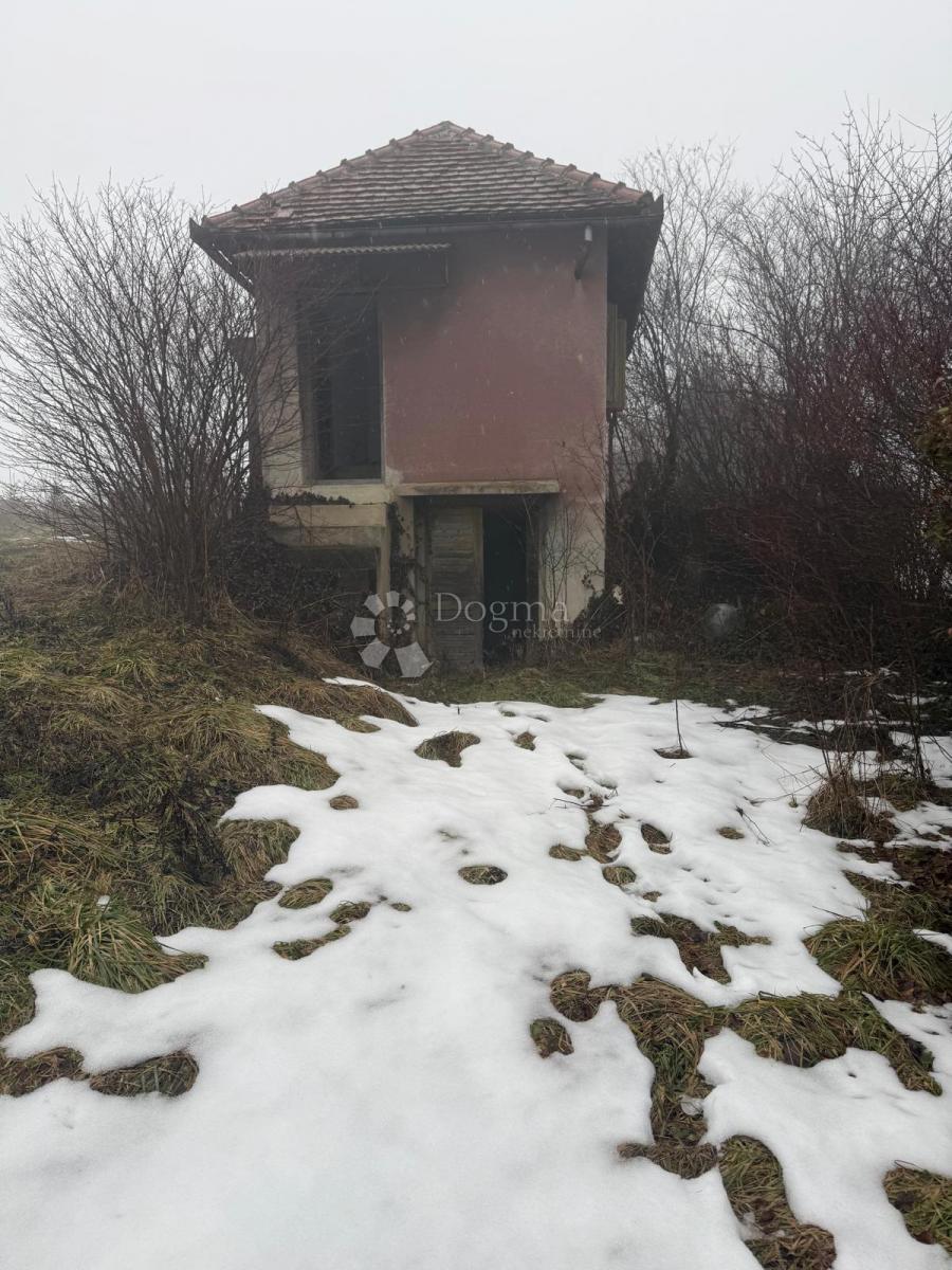 Terreno edificabile Varaždin Breg, Gornji Kneginec, 5.215m2