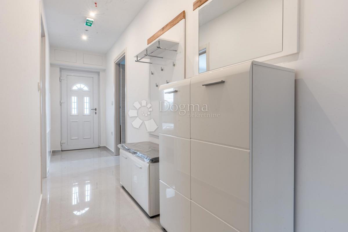 Casa Marinići, Viškovo, 118m2