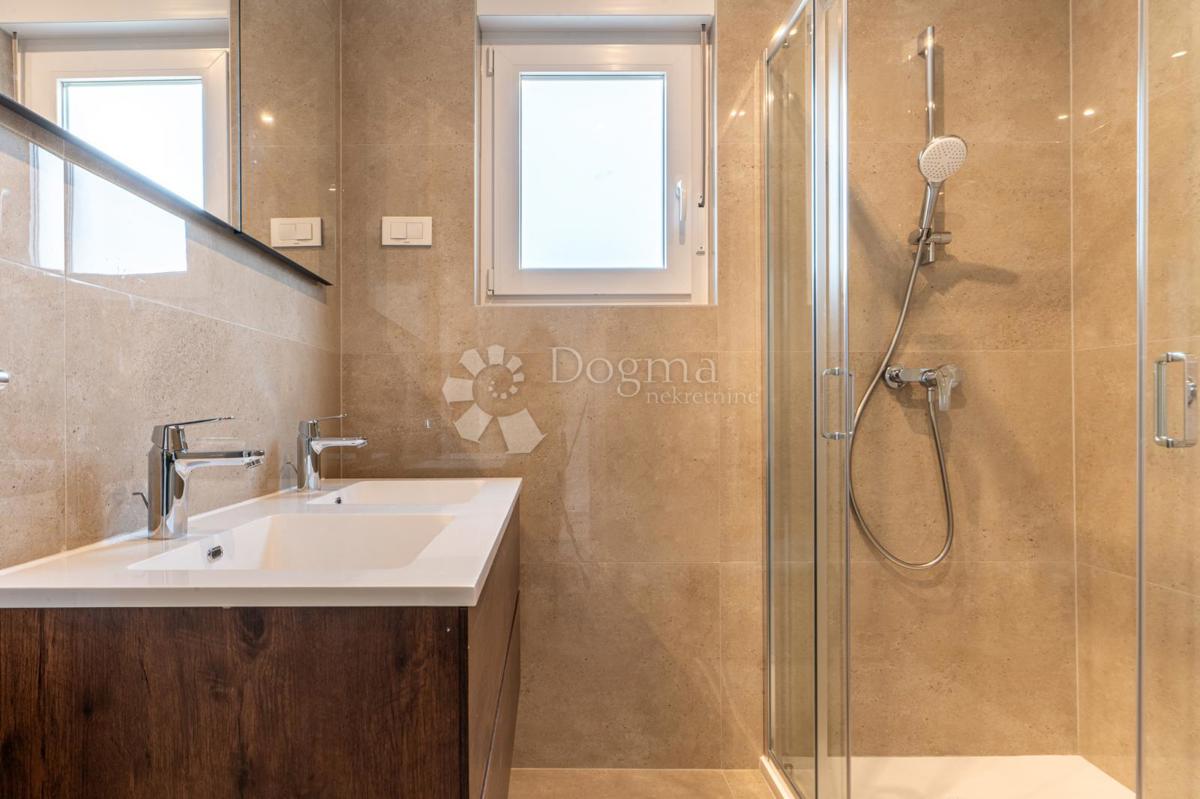 Casa Marinići, Viškovo, 118m2