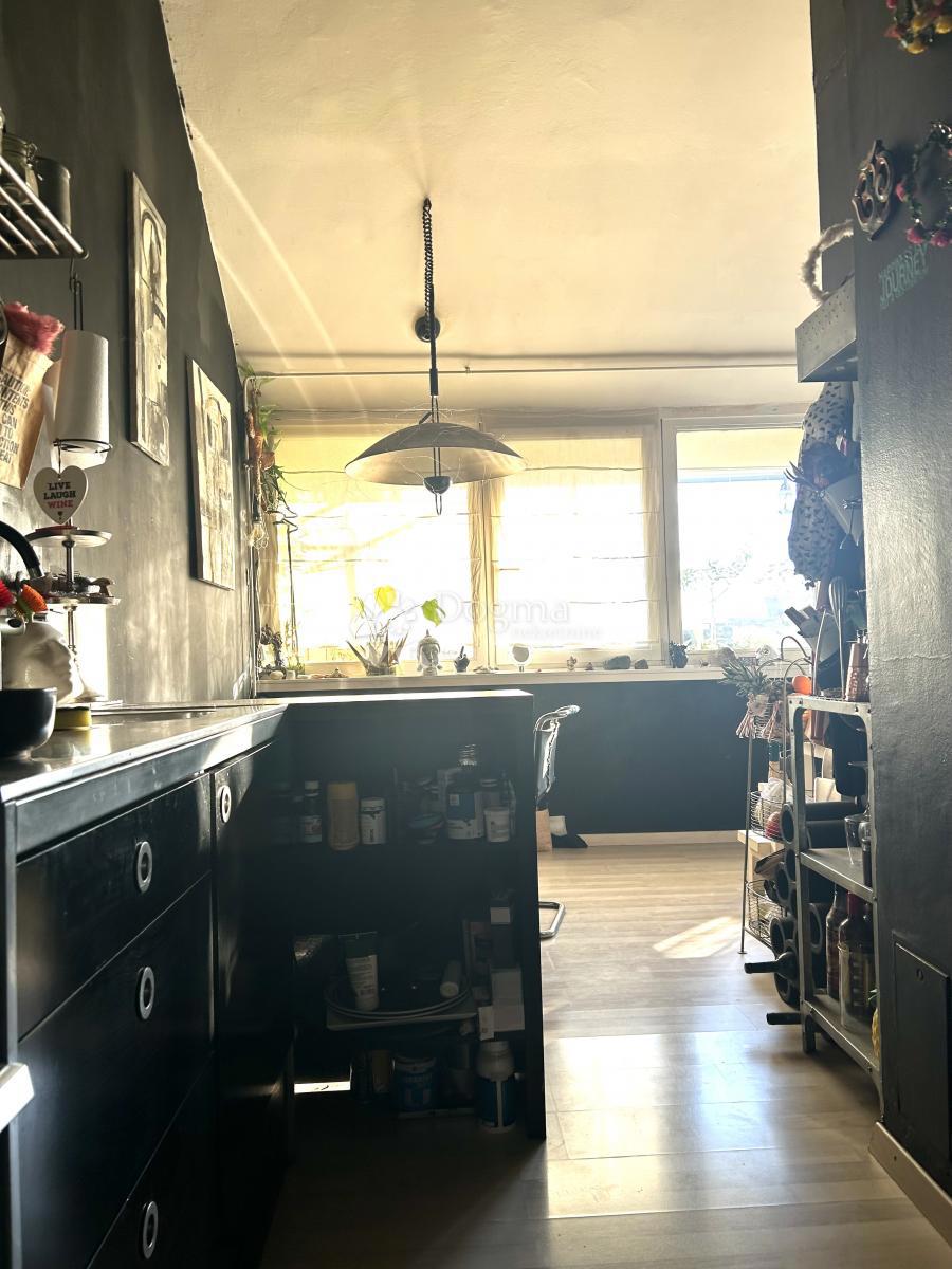 Mondo in bianco e nero