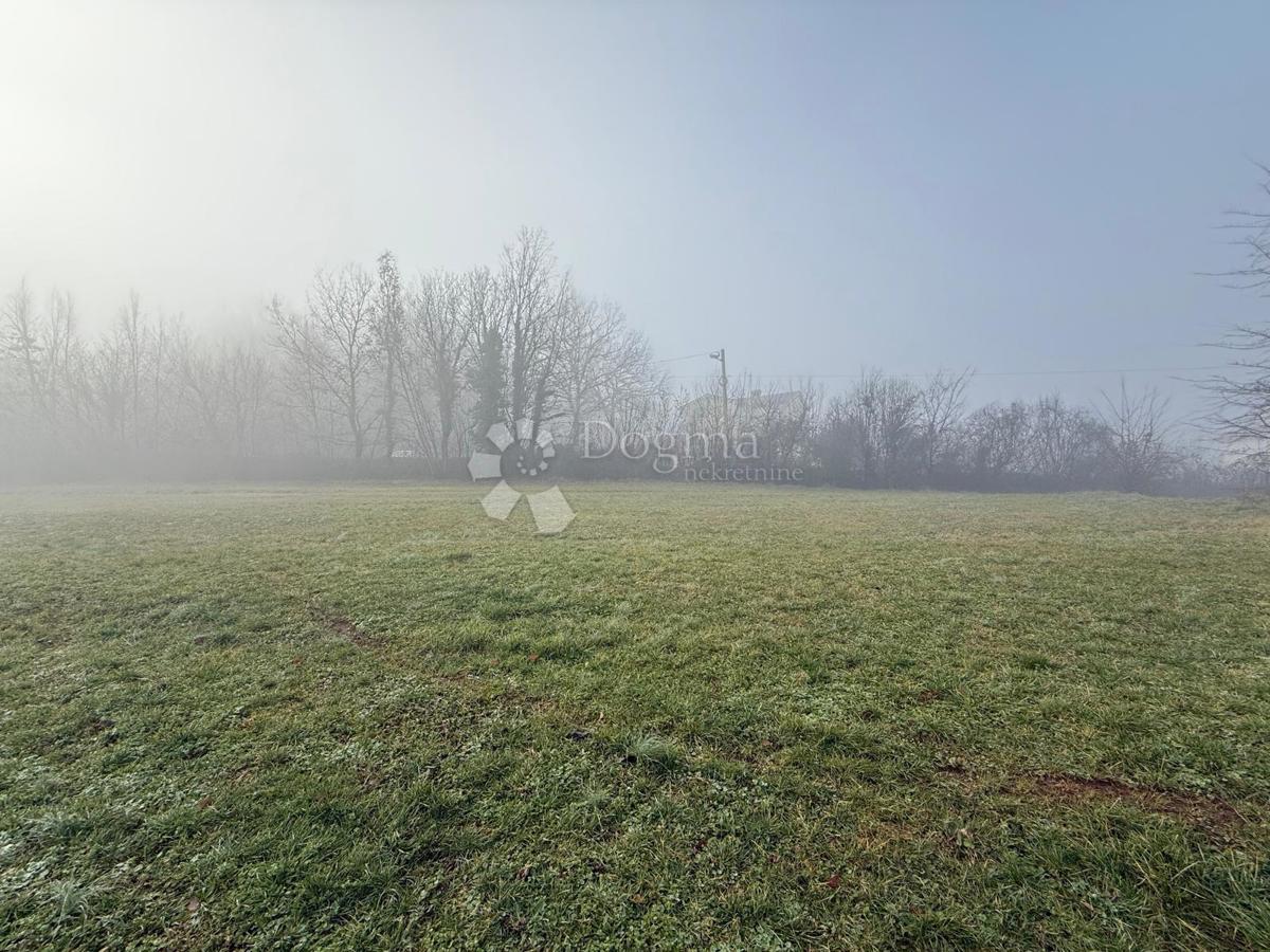 Terreno edificabile Labin, 1.200m2