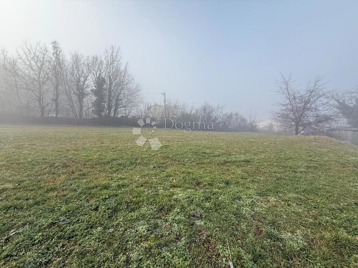 Terreno edificabile Labin, 1.200m2