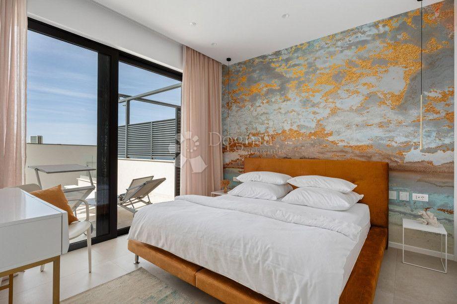 Casa Jesenice, Dugi Rat, 450m2