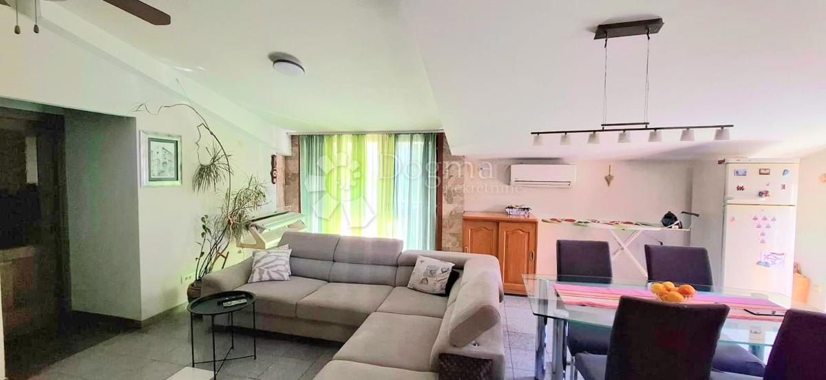 Casa Mastrinka, Trogir - Okolica, 364m2